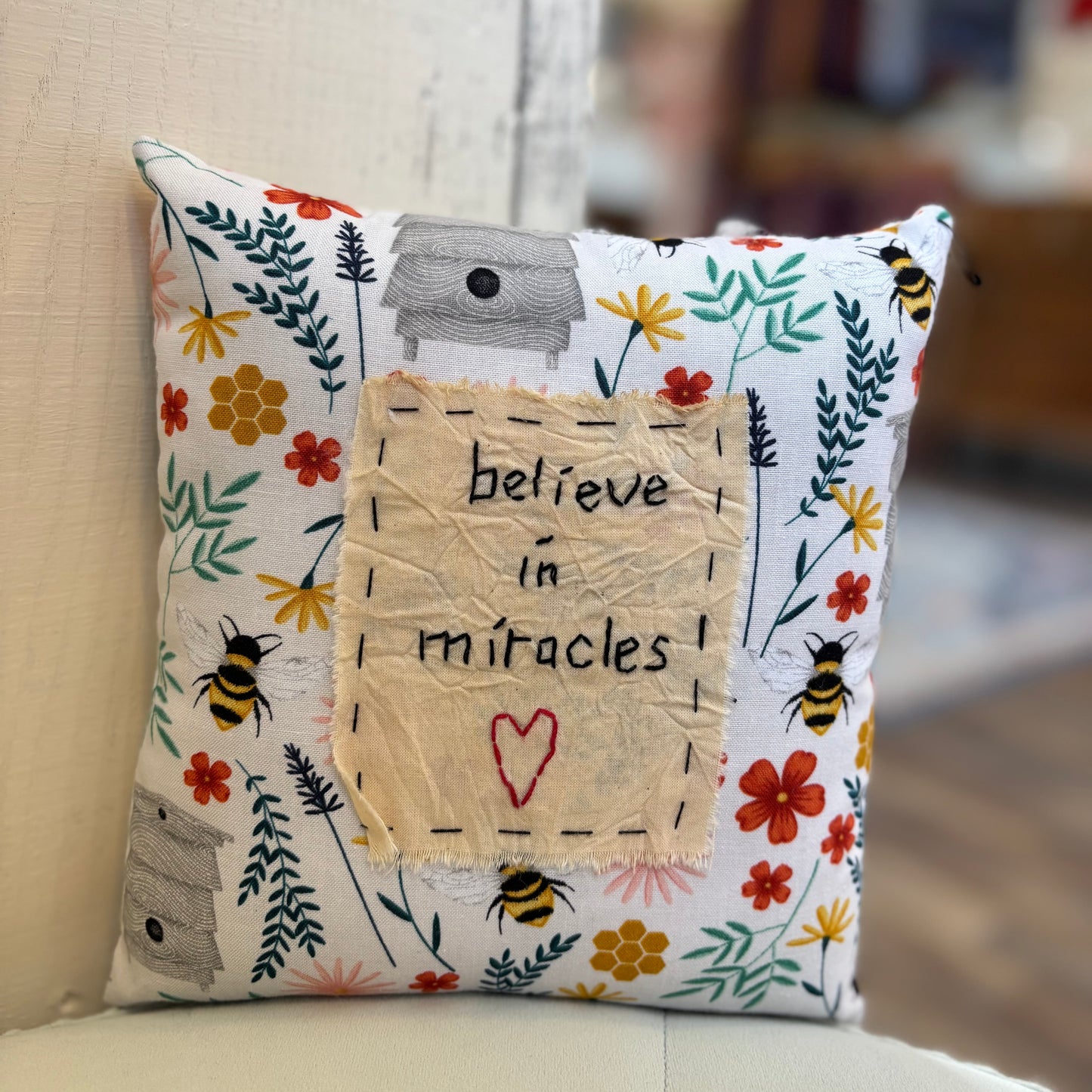 Believe in miracles Pillow