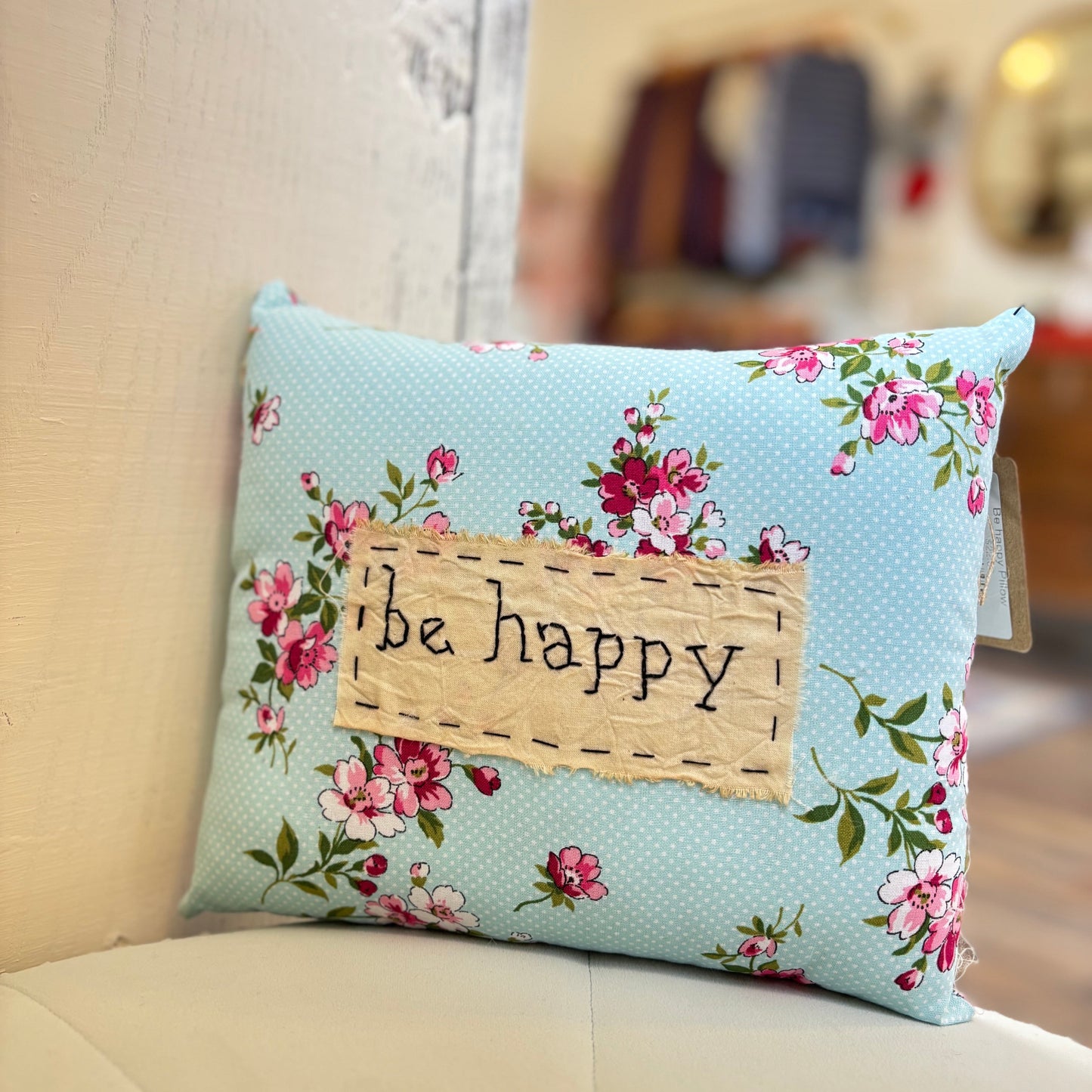 Be happy Pillow