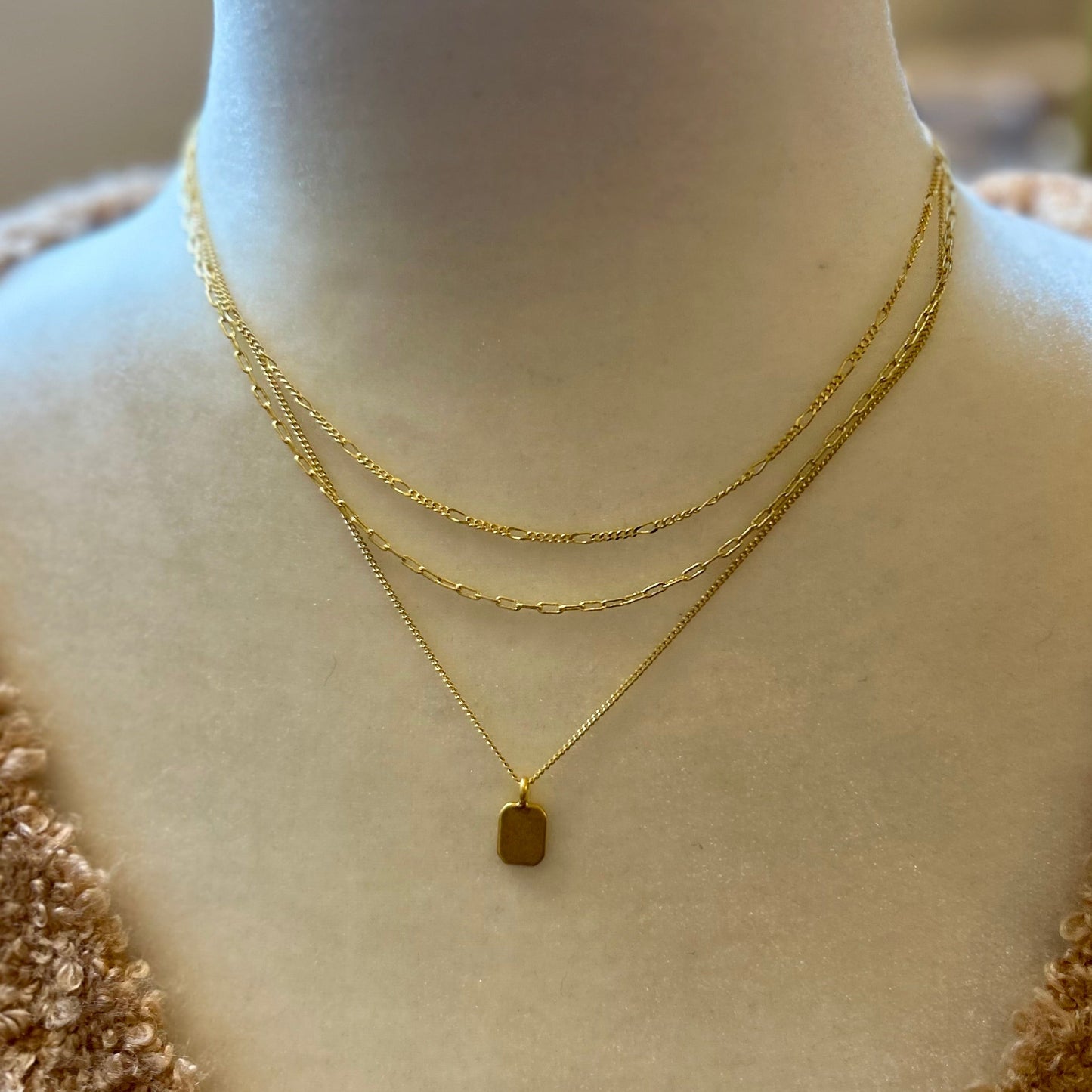 Layered Chain Link Rectangle Pendant Necklace in Gold