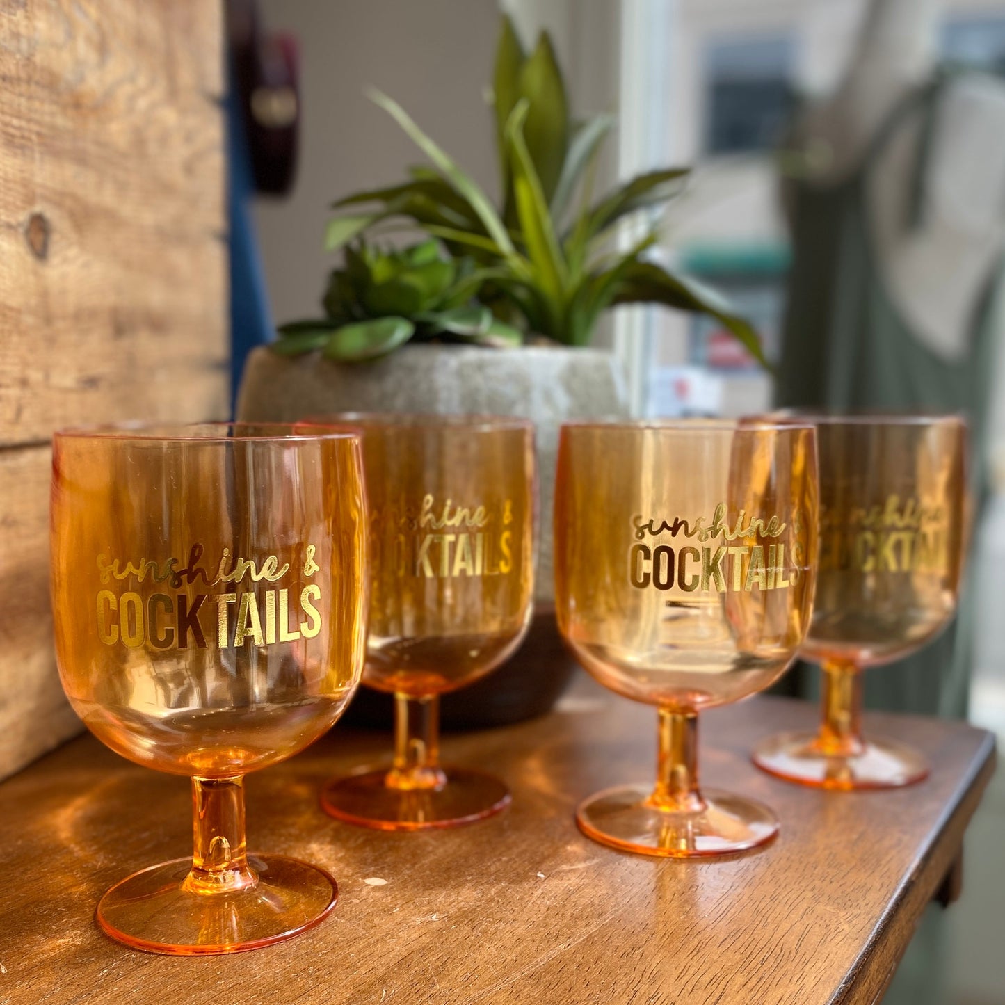 Sunshine And Cocktails-Set of 4 Stackable Wine Glasses