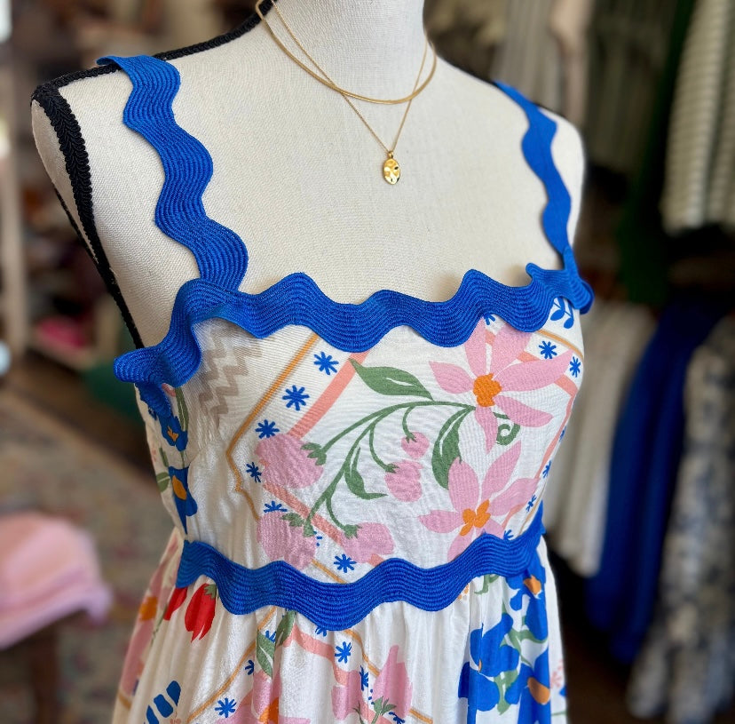 Floral Vacay Detailed Midi Dress