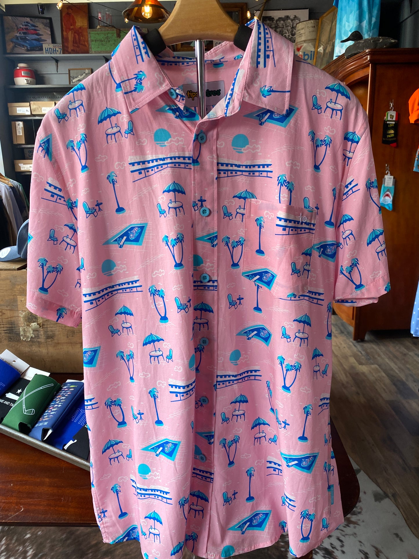 Men's Pink Tiger Hawaiian Shirt