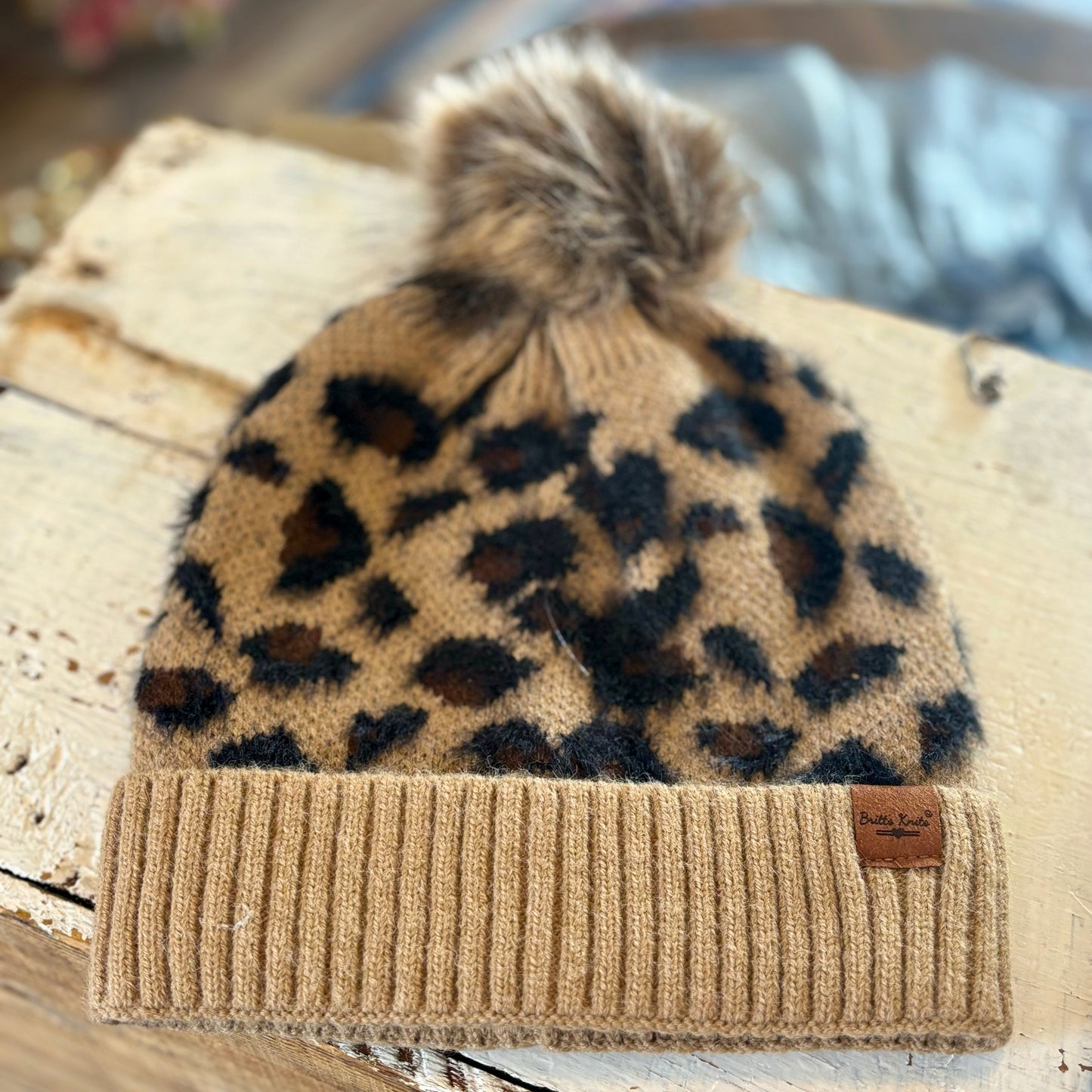 WOMENS LEOPARD WINTER POM POM HATS
