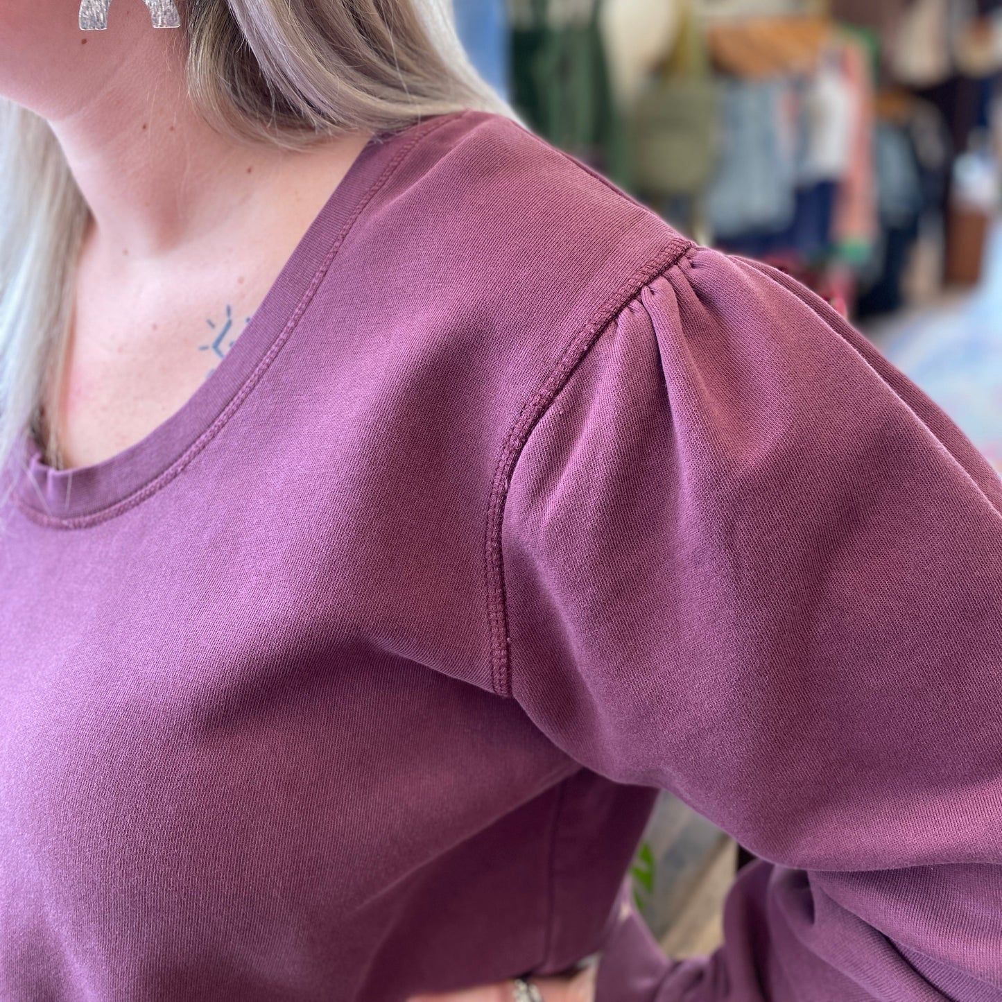 RAYA PLUM U BACK CREWNECK by DEAR JOHN
