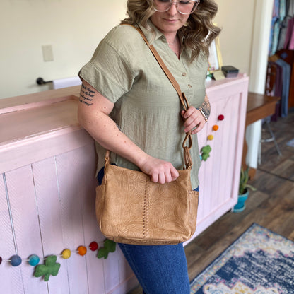 Sheila Crossbody in Saddle by HOBO