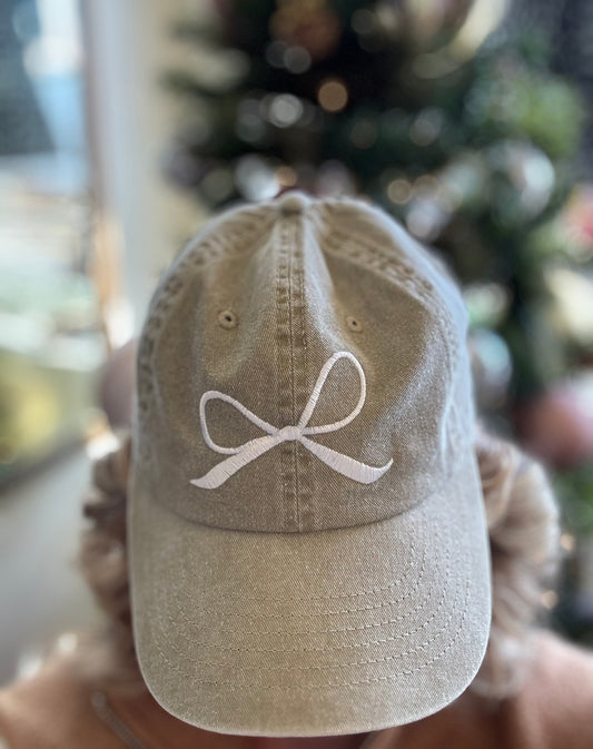 Bow Embroidered Cotton Baseball Cap