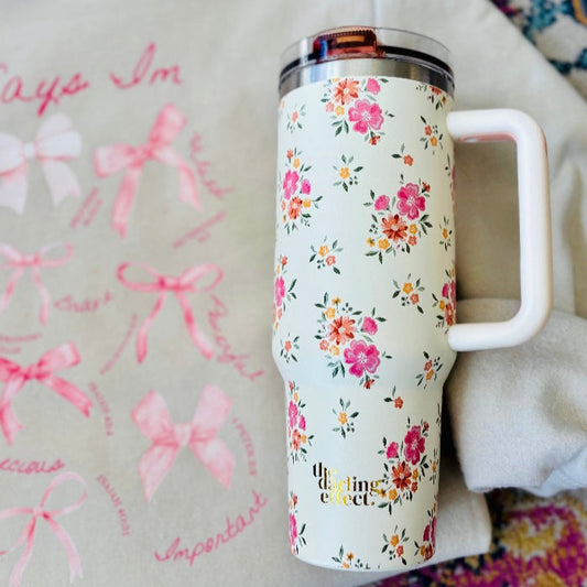 Endless Daydream Cream 40 oz Flip Straw Tumbler
