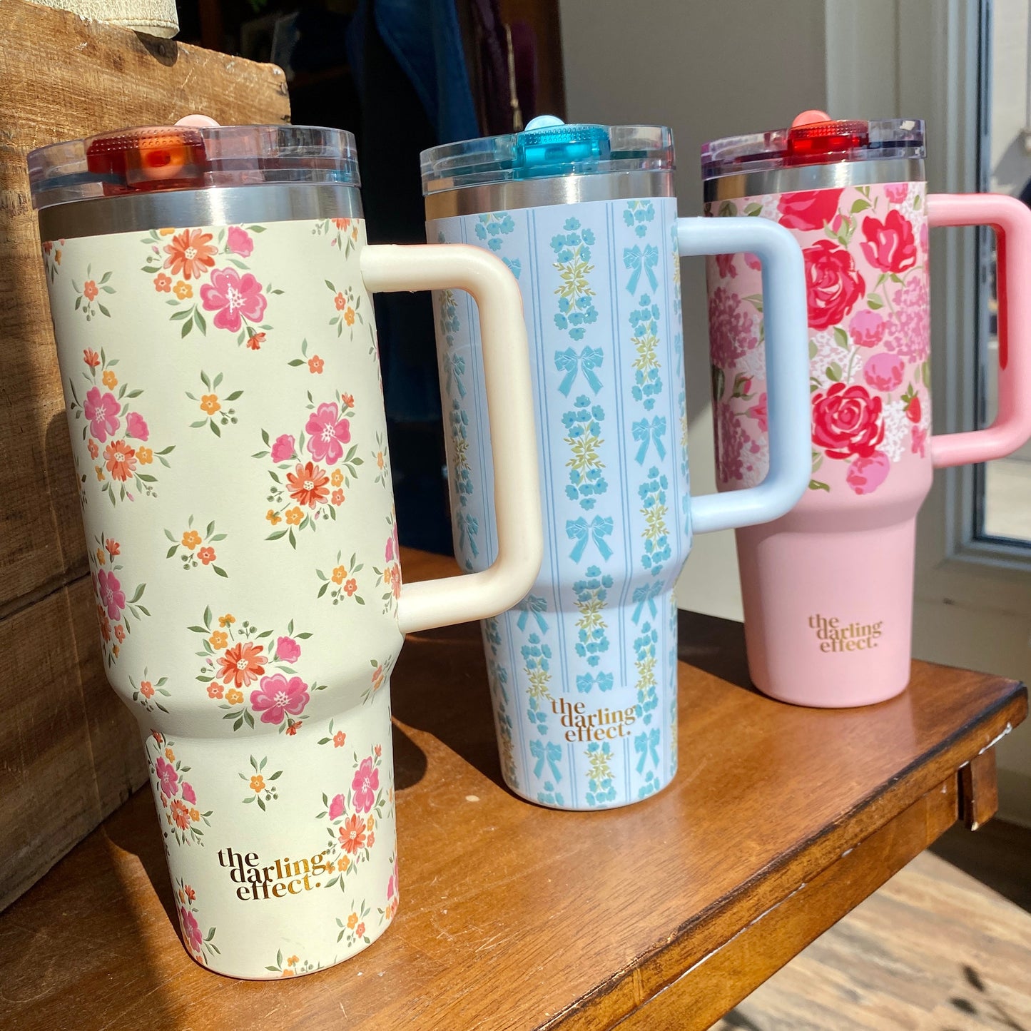 Rose Garden 40 oz Flip Straw Tumbler