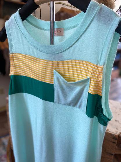 MINT COLOR BLOCK KNIT TOP