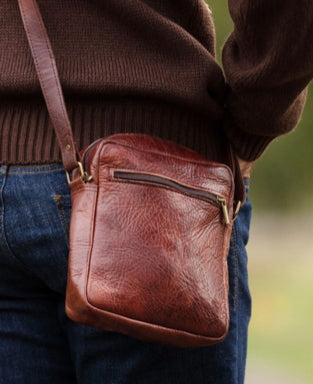 Small Leather Messenger Bag "The Martil" by Berber