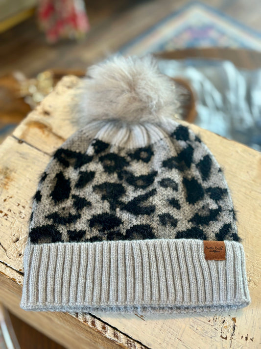 WOMENS LEOPARD WINTER POM POM HATS